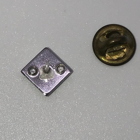 Vintage Swank Silver E Tie Pin aka Tie Tack - Picture 3 of 3